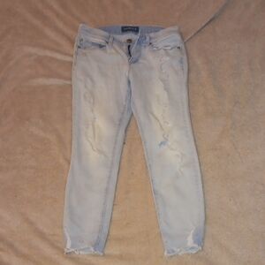 Aeropostale Light Blue Low Rise Cropped Jeans